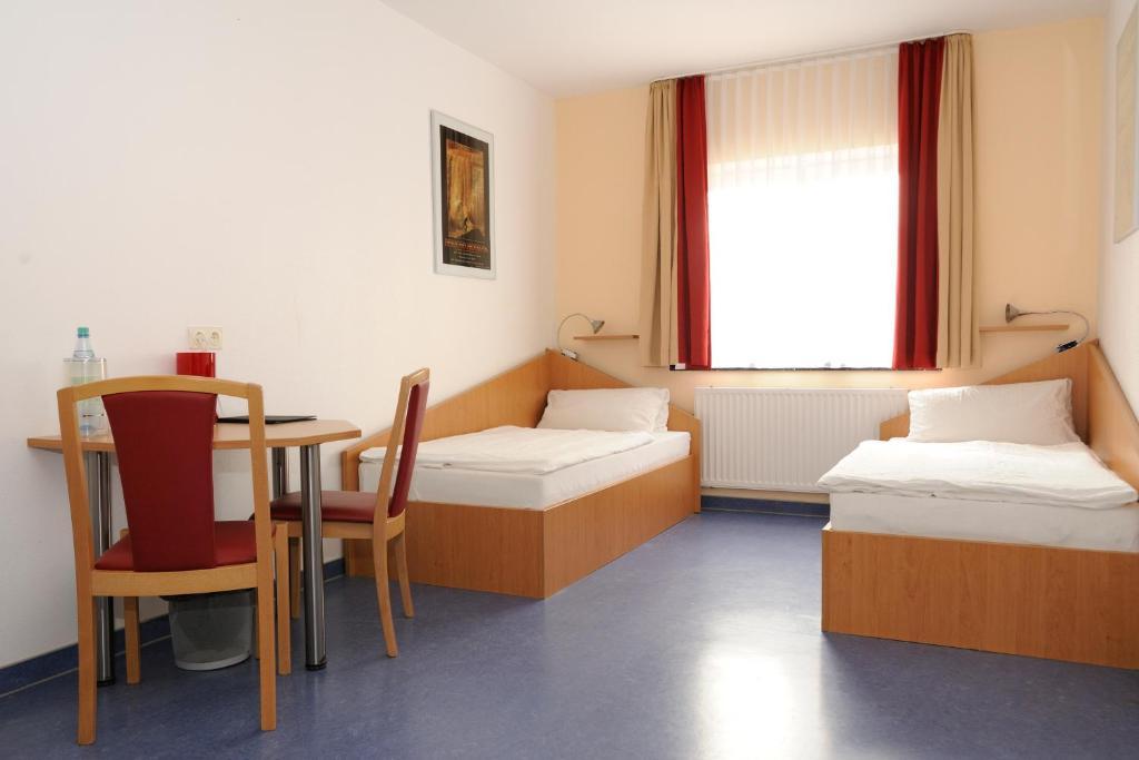 Sporthotel Borussia Duesseldorf Стая снимка