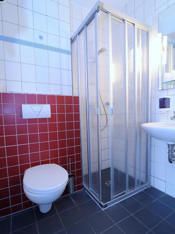 Sporthotel Borussia Duesseldorf Стая снимка